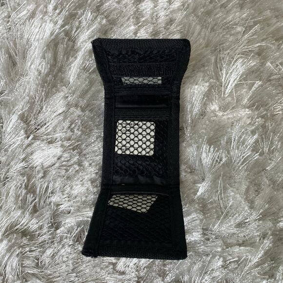 Zeikos Memory Card Wallet W Clip 2.25 x 2.75" - Picture 1 of 3